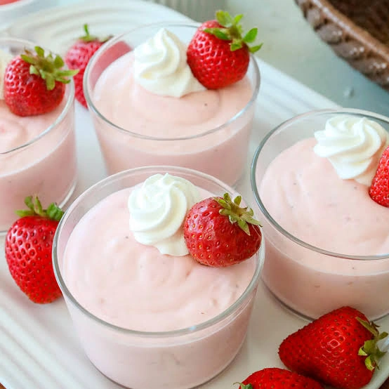 Strawberry Yogurt Icon